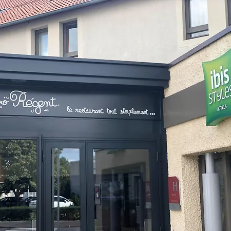 Ibis Styles Clermont-Ferrand Aeroport-3