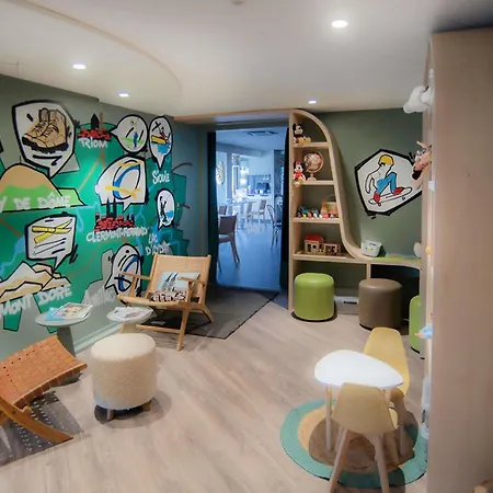 Ibis Styles Clermont-Ferrand Aeroport-3